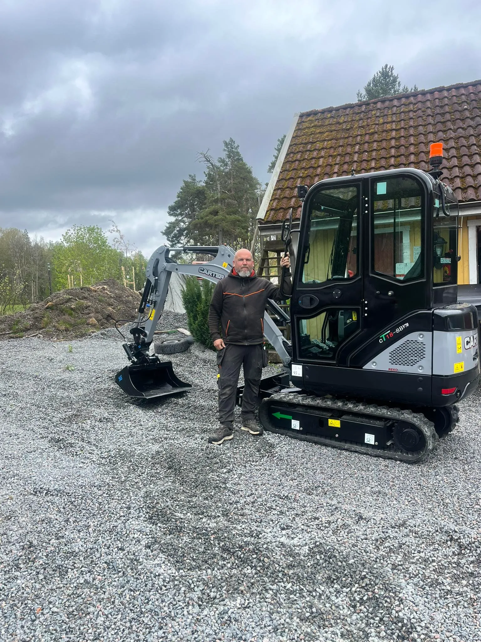 Patrick - Sjöstens mark och trädgård